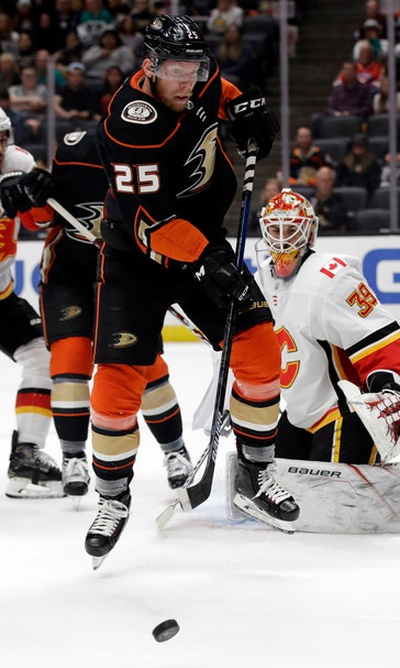 Backlund propels Flames to 2-1 victory over Ducks